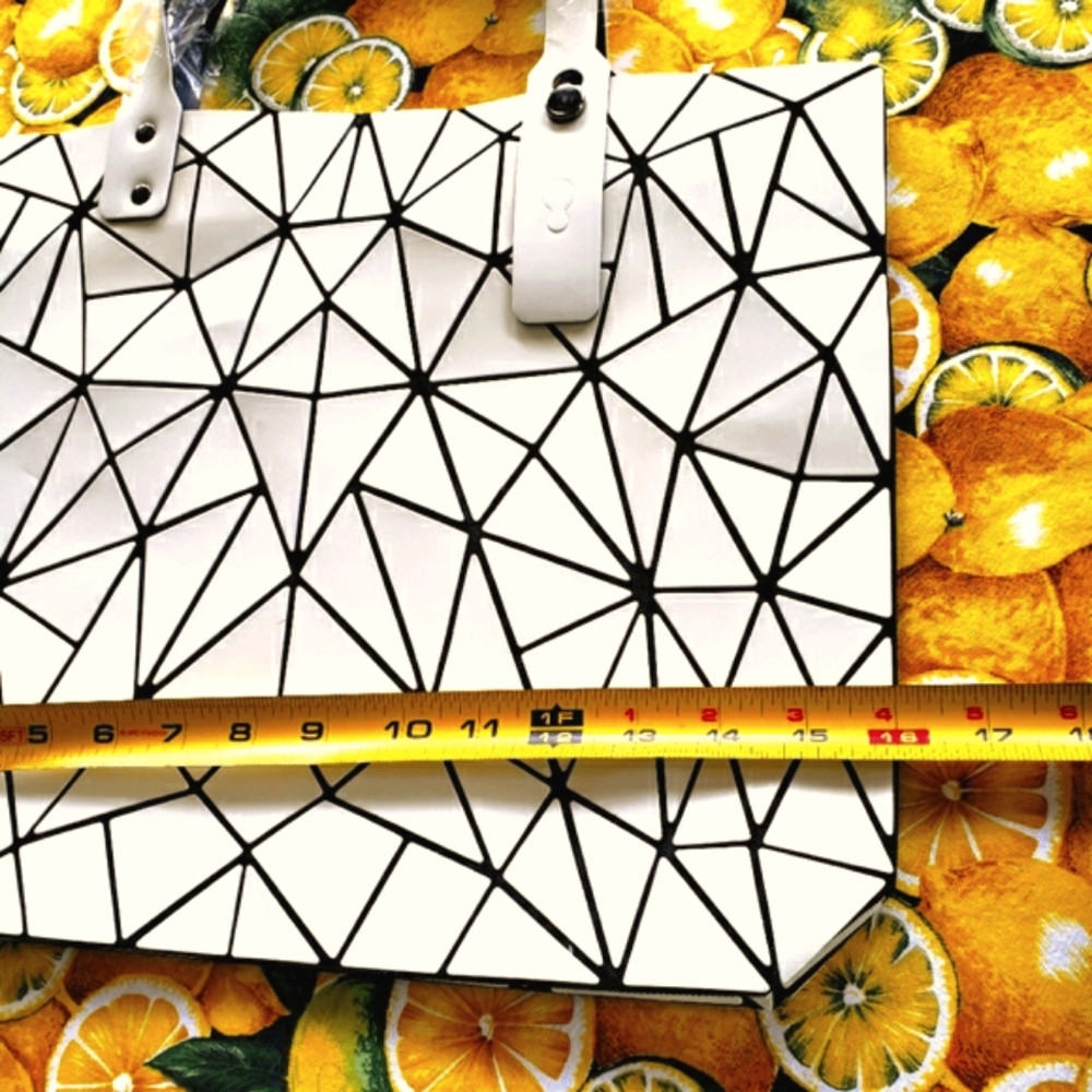 Geometric bag - Picture 3 of 6
